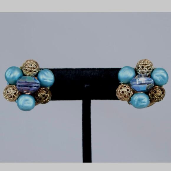 Beaded Button Earrings GoldTone Filagree And Steel Blue Clip Ons - Picture 1 of 9